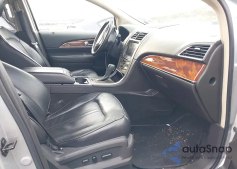 2013 Lincoln Mkx z USA, uszkodzony, nr VIN 2LMDJ8JK0DBL07346